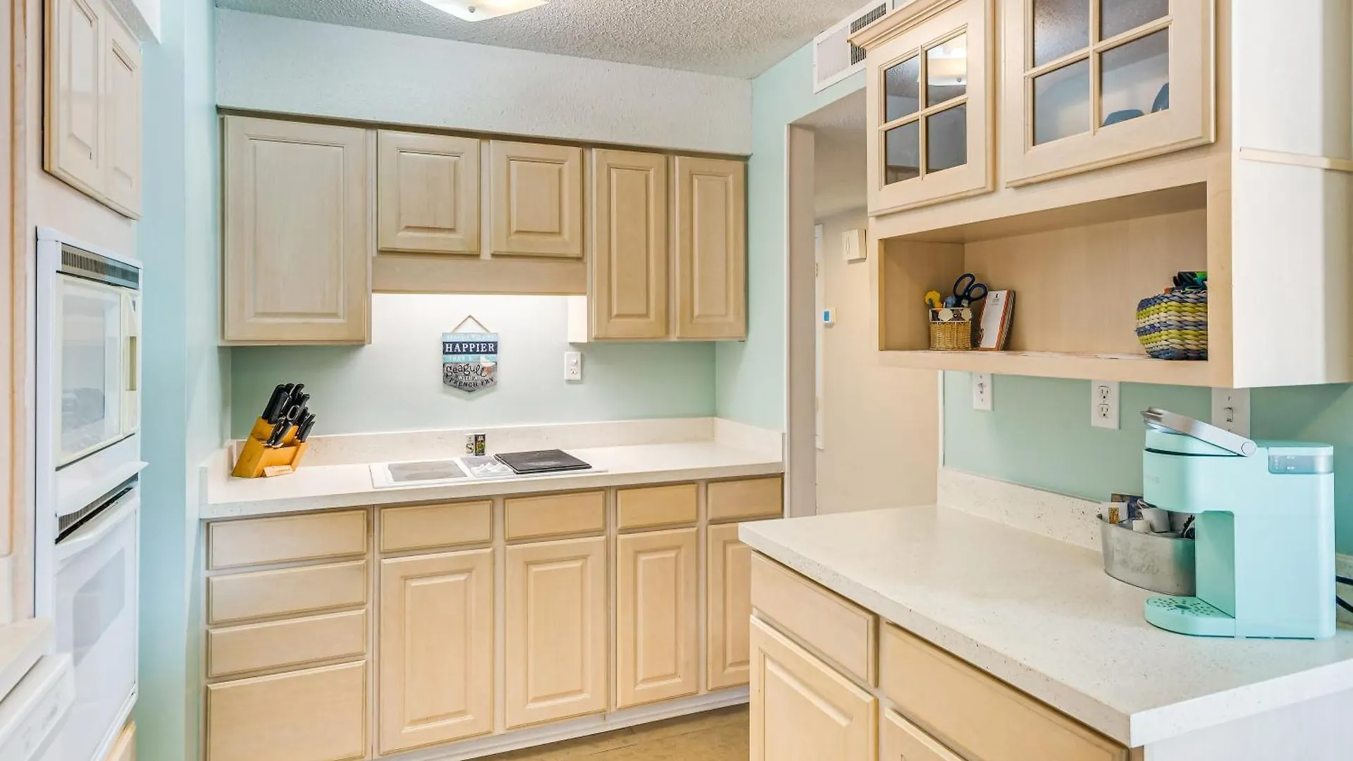 Beachfront Destin Townhome With Pool Access